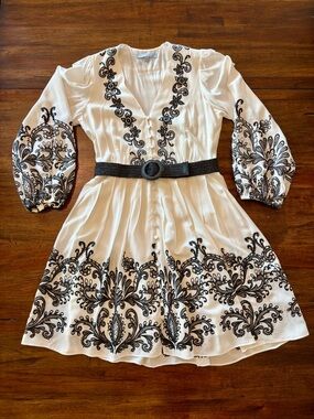 ANTONIO MELANI White V-Neck Dress with Black Embroidery